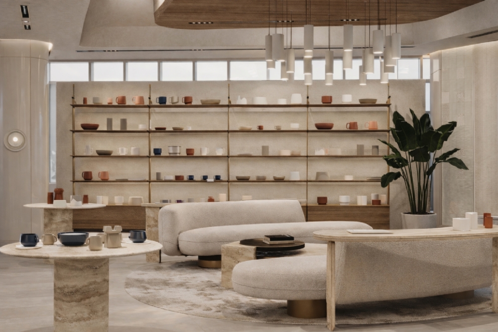 esma-dereboy-butik-magaza-ic-mimari-seramik-duvar-yuzeyleri-ozel-aydinlatma-tasarimi-dogal-malzemeler-toros-and-partners