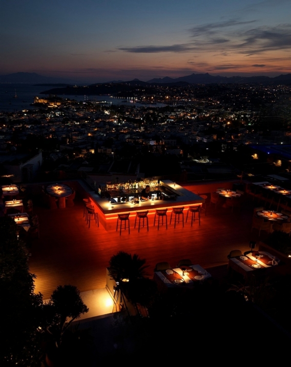 efil restoran restaurant mavilu hotel otel bodrum view manzara mimarlık fine dining lüks restoran tasarımı iç mekan çatı katı toros and partners bodrum architecture design