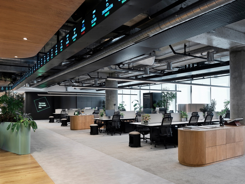 12- paribu-headquarters-led-ticker-crypto-data-office-interior.workplace.office.design.istanbul.jpg
