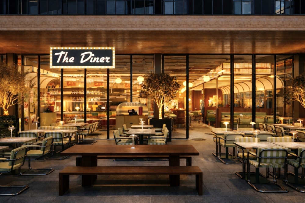 the-diner-cephe-sogutlucesme-terminal-kadikoy-amerikan-diner-mimarisi-istanbul-restoran-tasarimi-toros-and-partners-dis-mekan